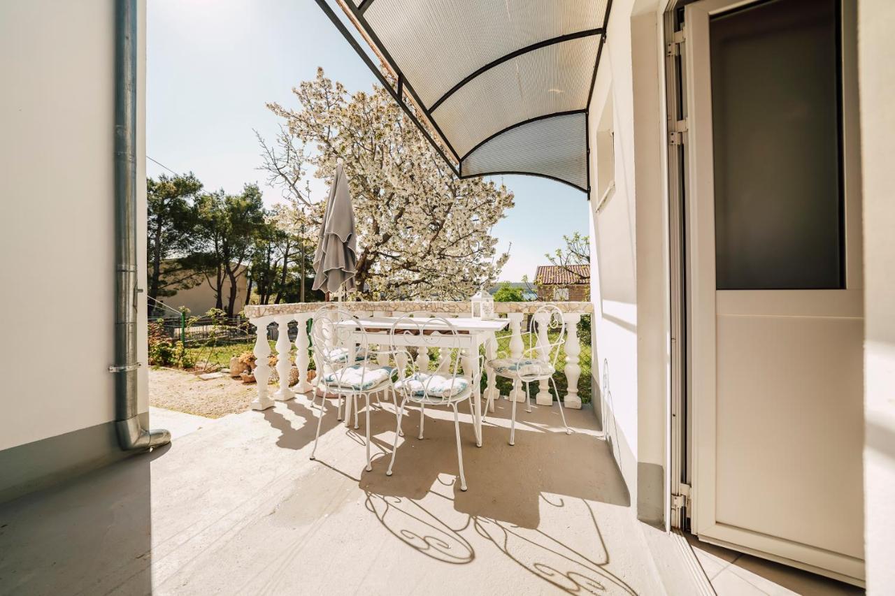 Apartamento Apartman Melita Zadar Exterior foto